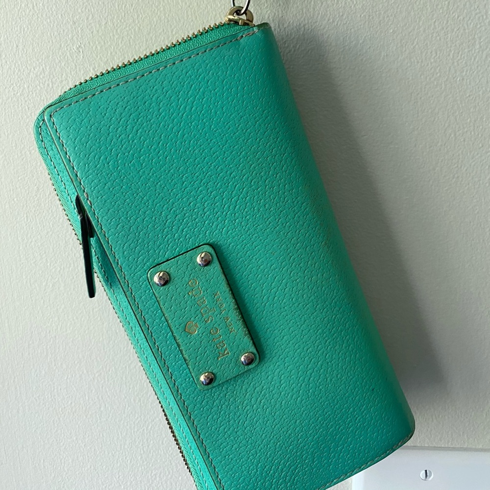 Kate Spade Clutch Wallet